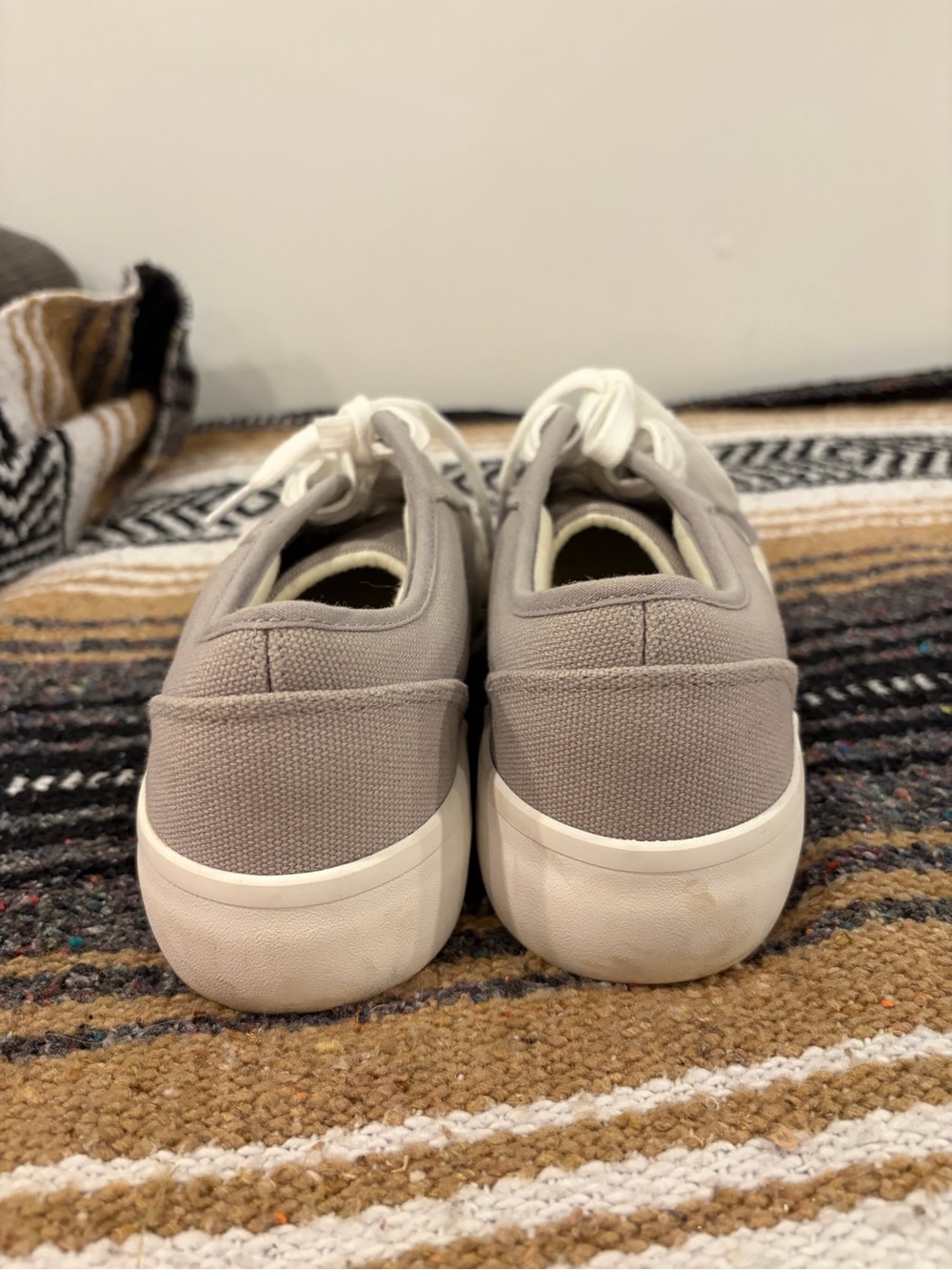 Women’s Casual Canvas Sneakers - Light Grey - Picture 2 of 5